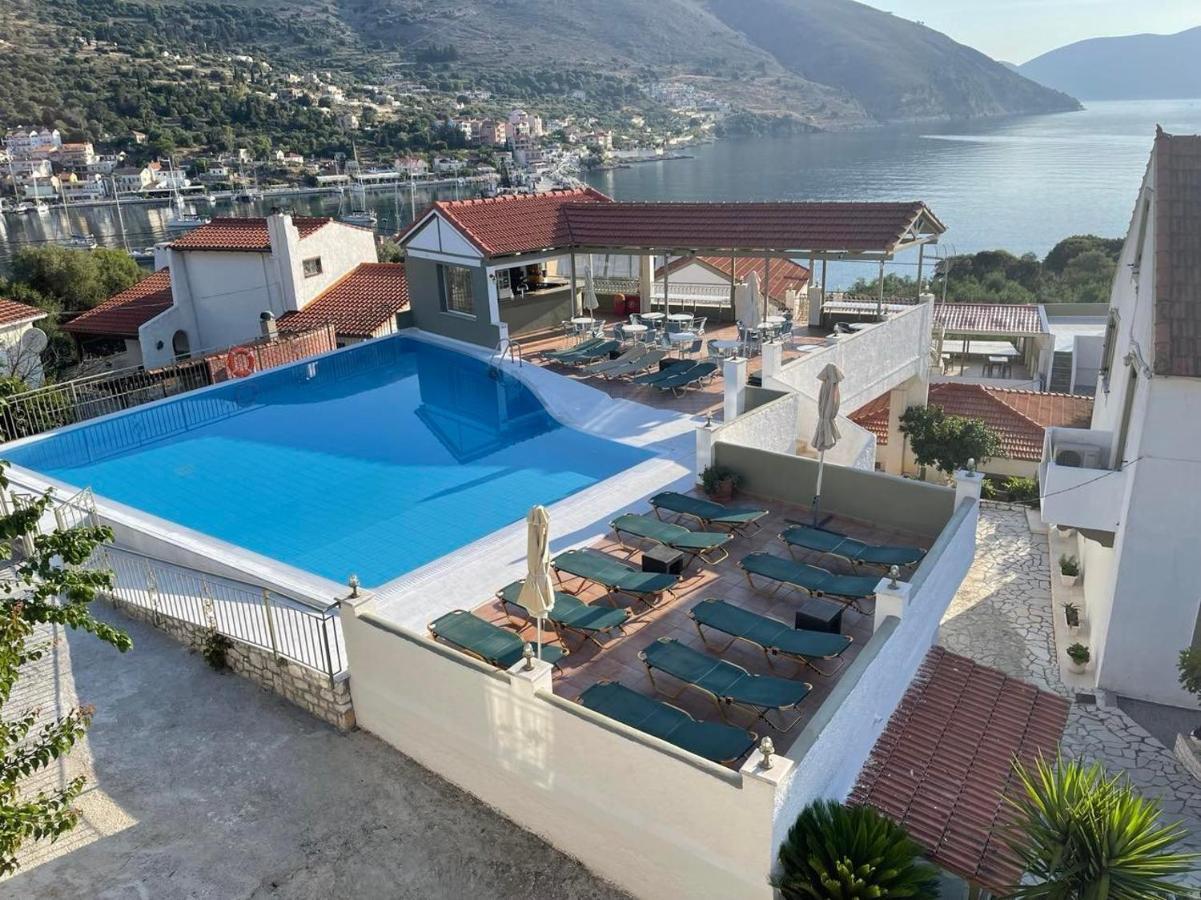 Makis Village-Apartments Agia Efimia Eksteriør billede