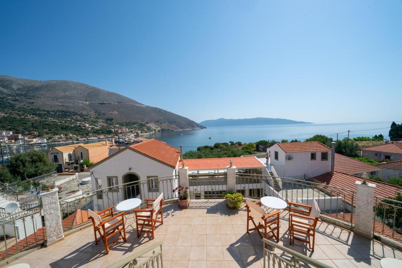 Makis Village-Apartments Agia Efimia Eksteriør billede